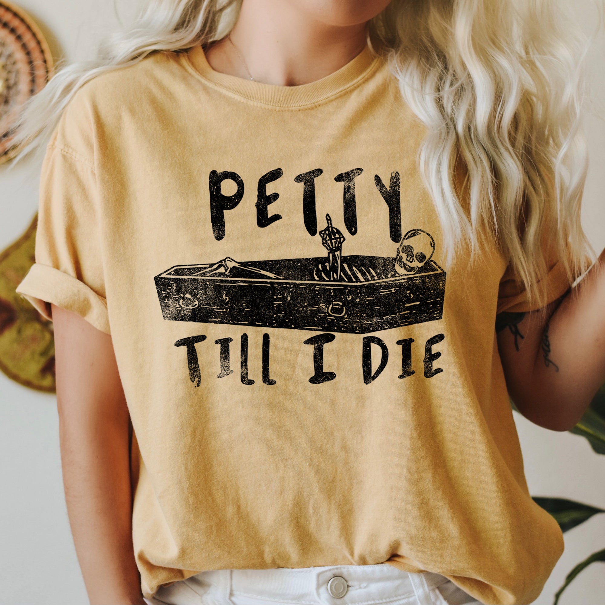 Petty Till I Die Retro Halloween Vintage Vibes Spooky Night Party Edition Comfort Colors Tee