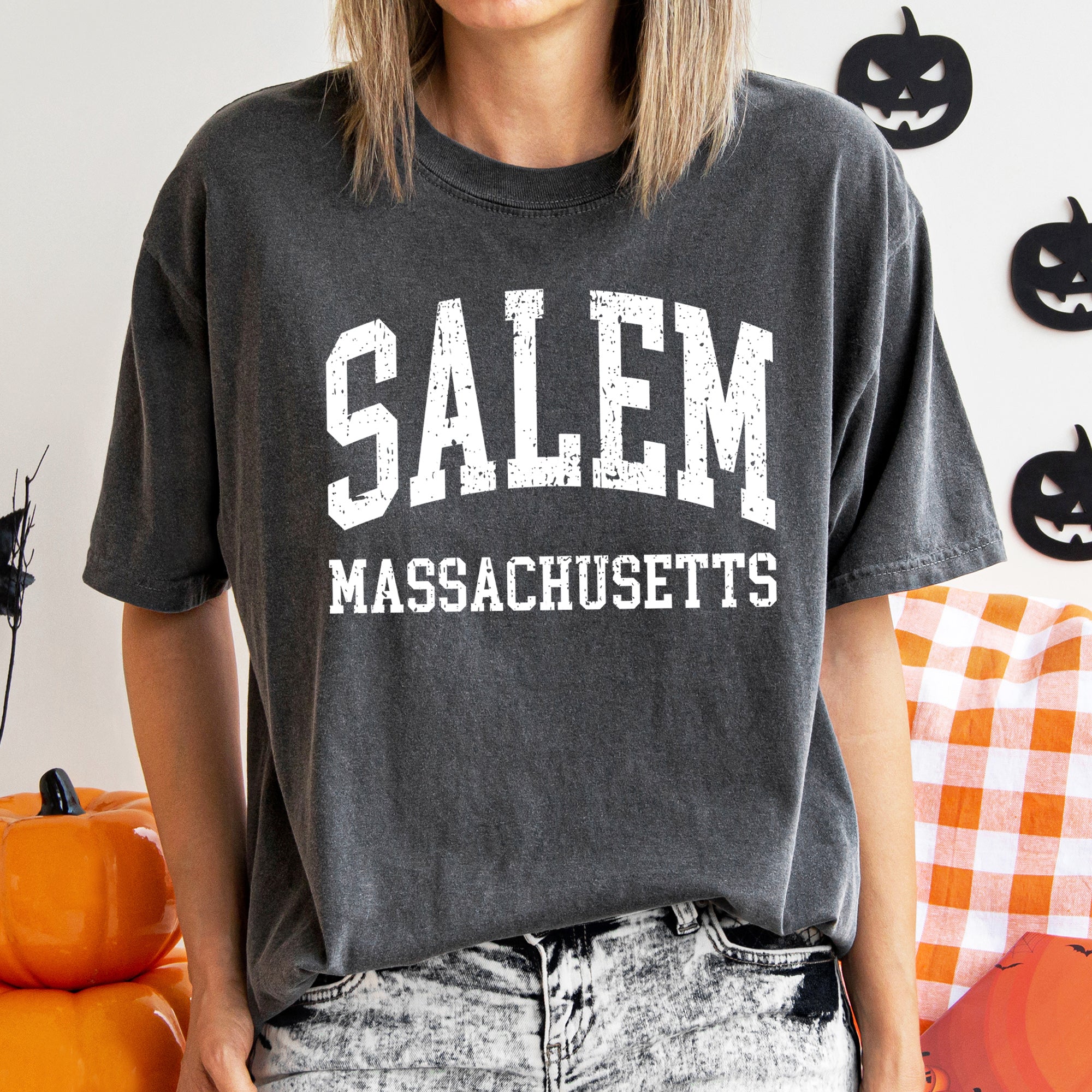 Salem Massachusetts Retro Halloween Vintage Poster Style Collector Edition Comfort Colors Tee