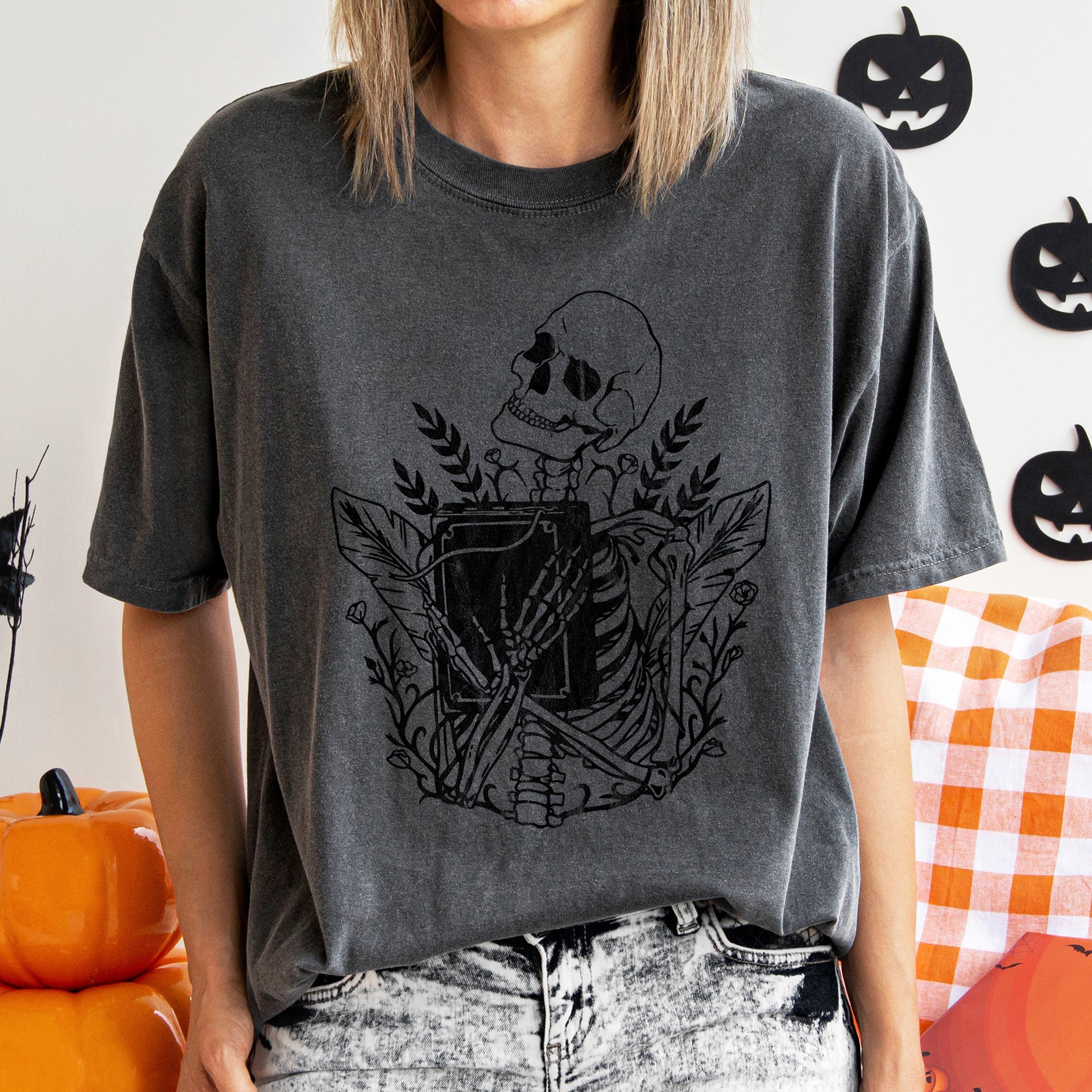Skeleton And The Book Vintage Retro Halloween Gothic Tale Edition Comfort Colors Tee