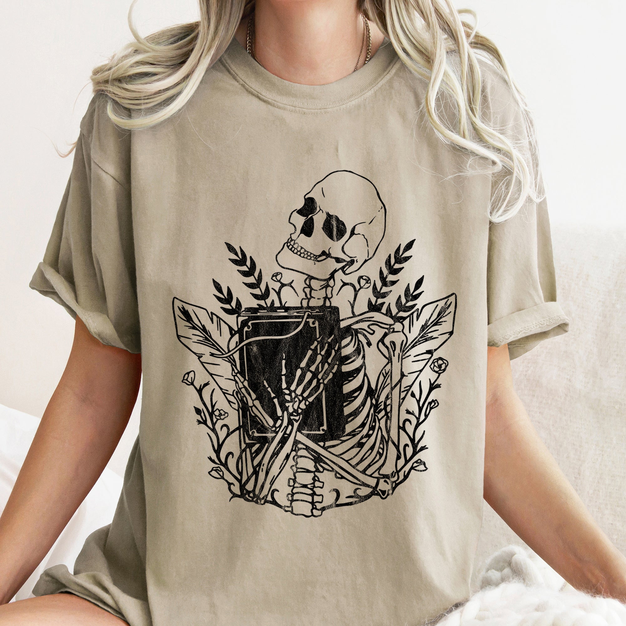 Skeleton And The Book Vintage Retro Halloween Gothic Tale Edition Comfort Colors Tee