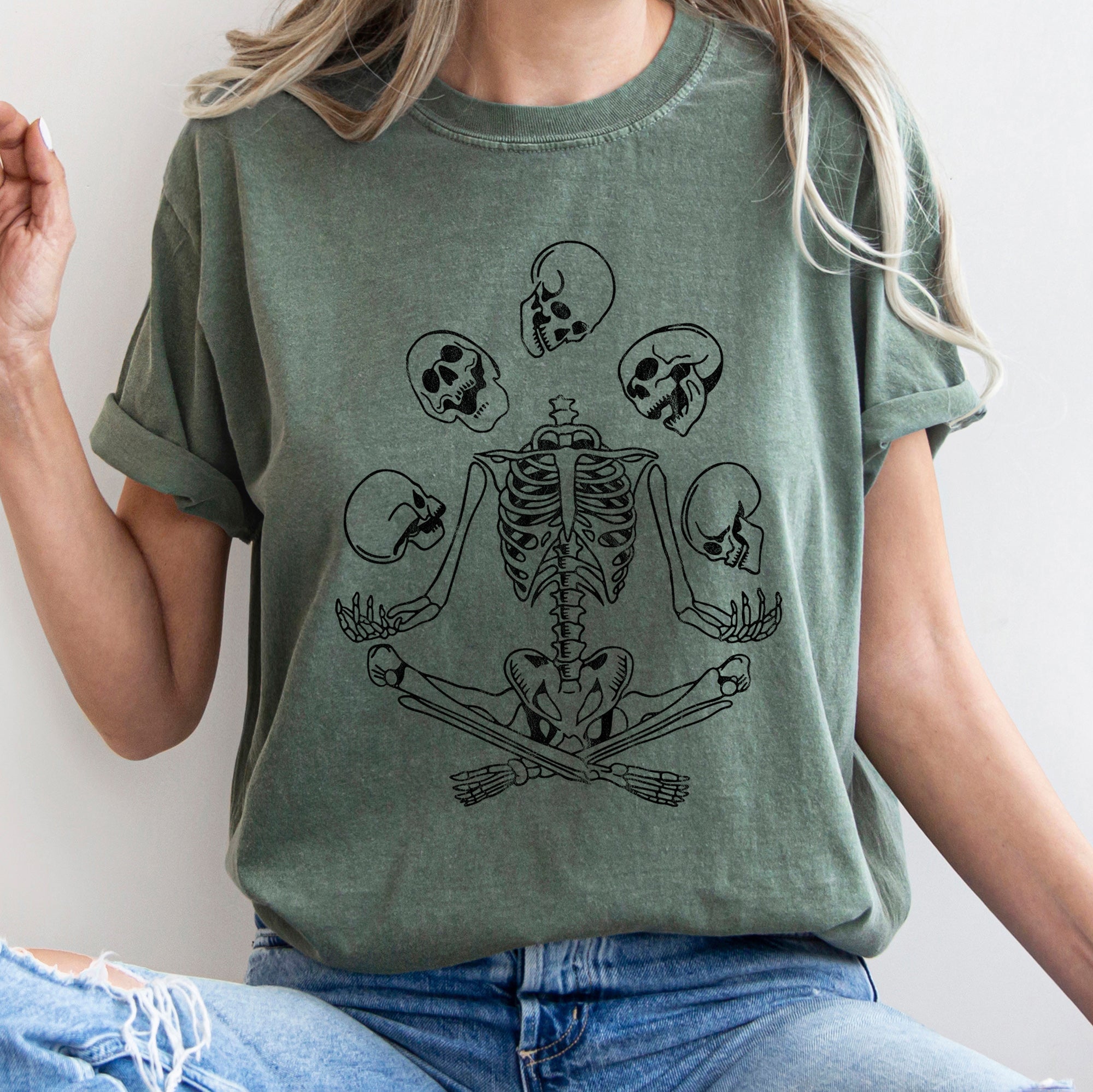 Skeleton Juggling Retro Halloween Vintage Spooky Parade Illustration Comfort Colors Tee
