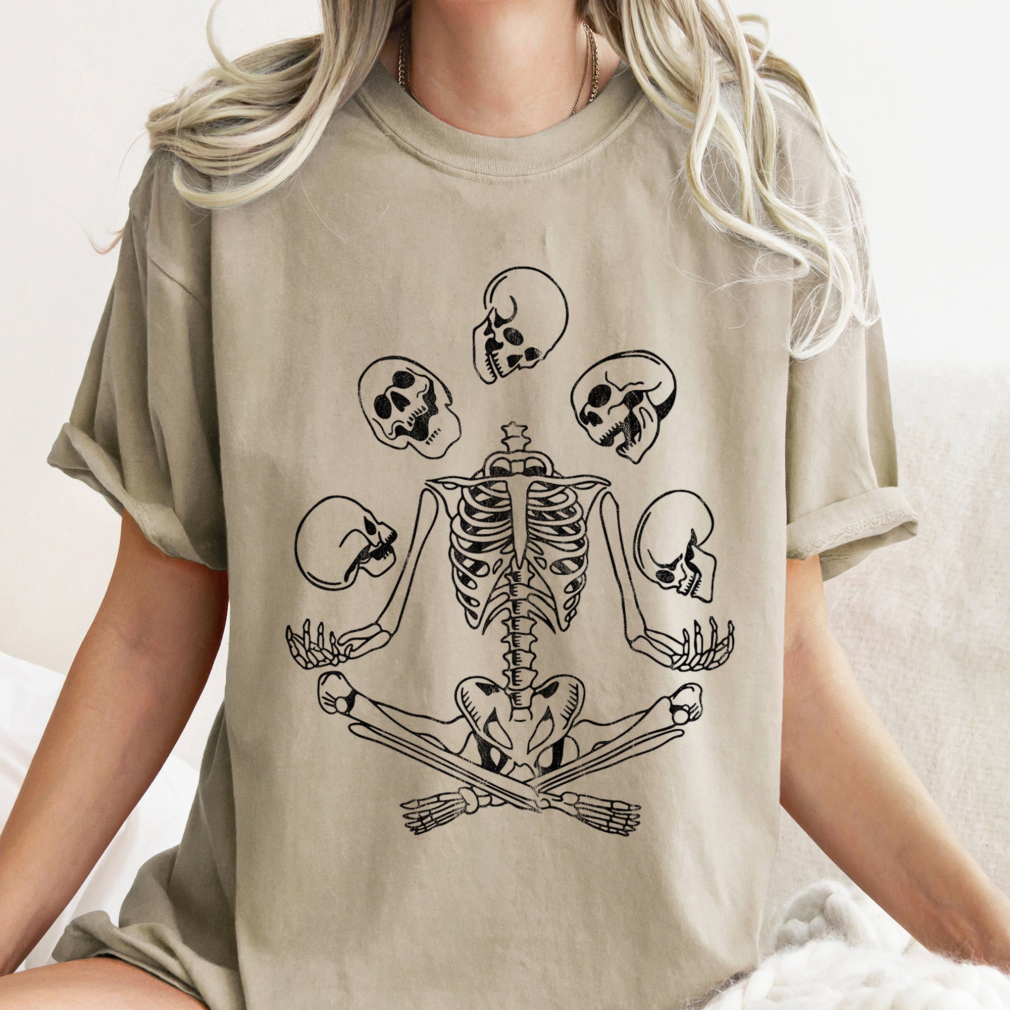 Skeleton Juggling Retro Halloween Vintage Spooky Parade Illustration Comfort Colors Tee