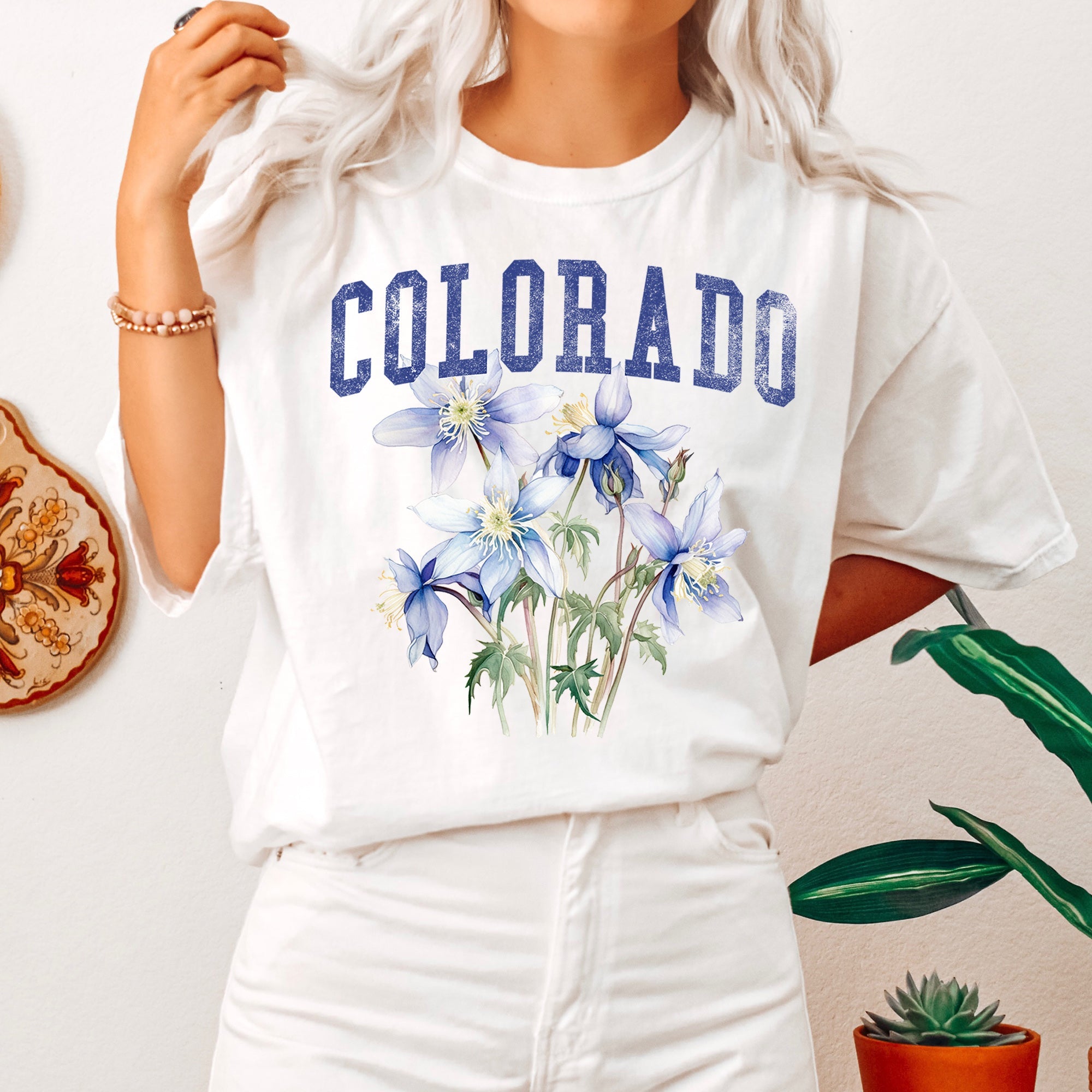 Colorado State Flower Classic Script Emblem Edition Vintage Inspired Bold Lettering Comfort Colors Tee