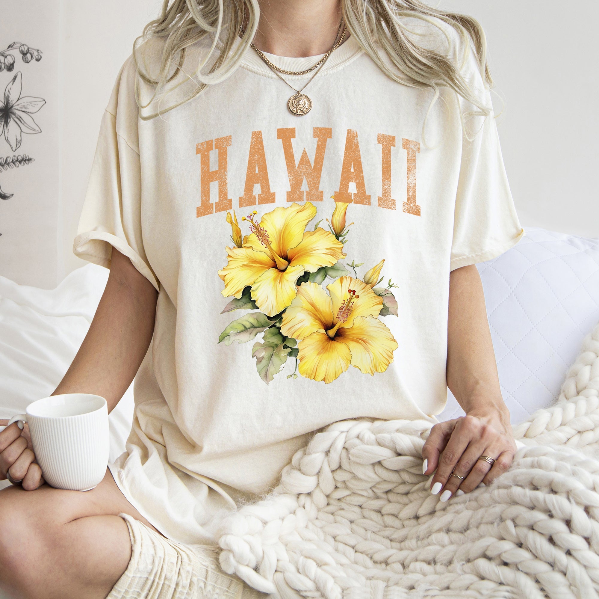Hawaii State Flower Hibiscus Bloom Aloha By The Sea Sunset Pattern Comfort Colors Tee