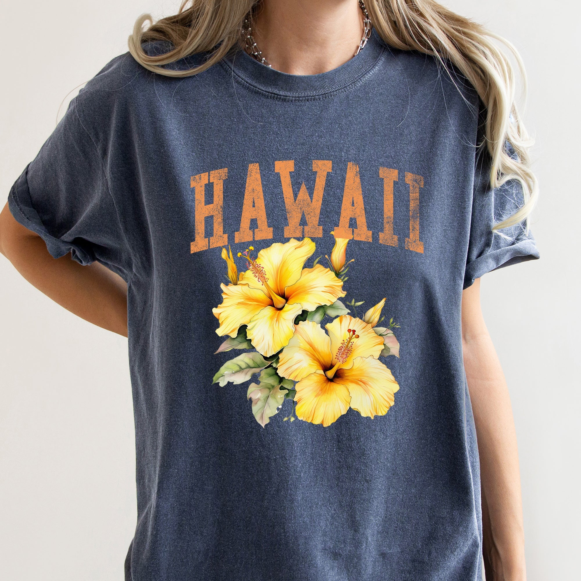 Hawaii State Flower Hibiscus Bloom Aloha By The Sea Sunset Pattern Comfort Colors Tee