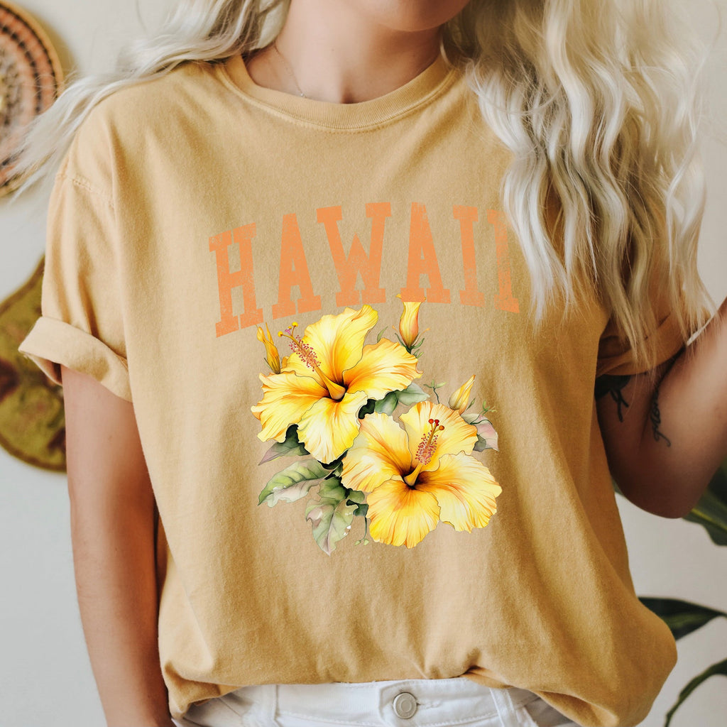 Hawaii State Flower Hibiscus Bloom Aloha By The Sea Sunset Pattern Comfort Colors Tee