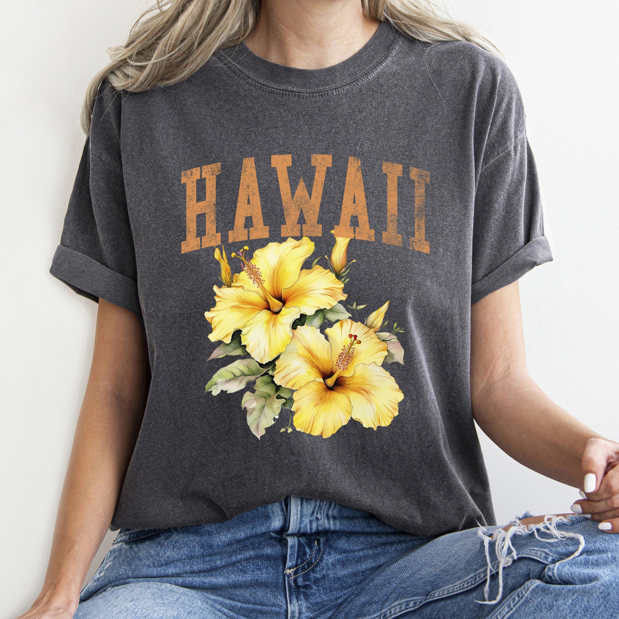 Hawaii State Flower Hibiscus Bloom Aloha By The Sea Sunset Pattern Comfort Colors Tee