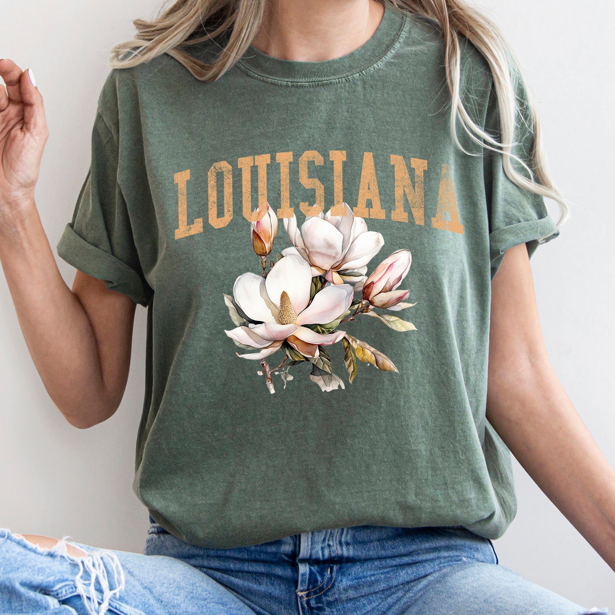 Louisiana State Flower Vintage Script Design For State Pride Lovers Comfort Colors Tee