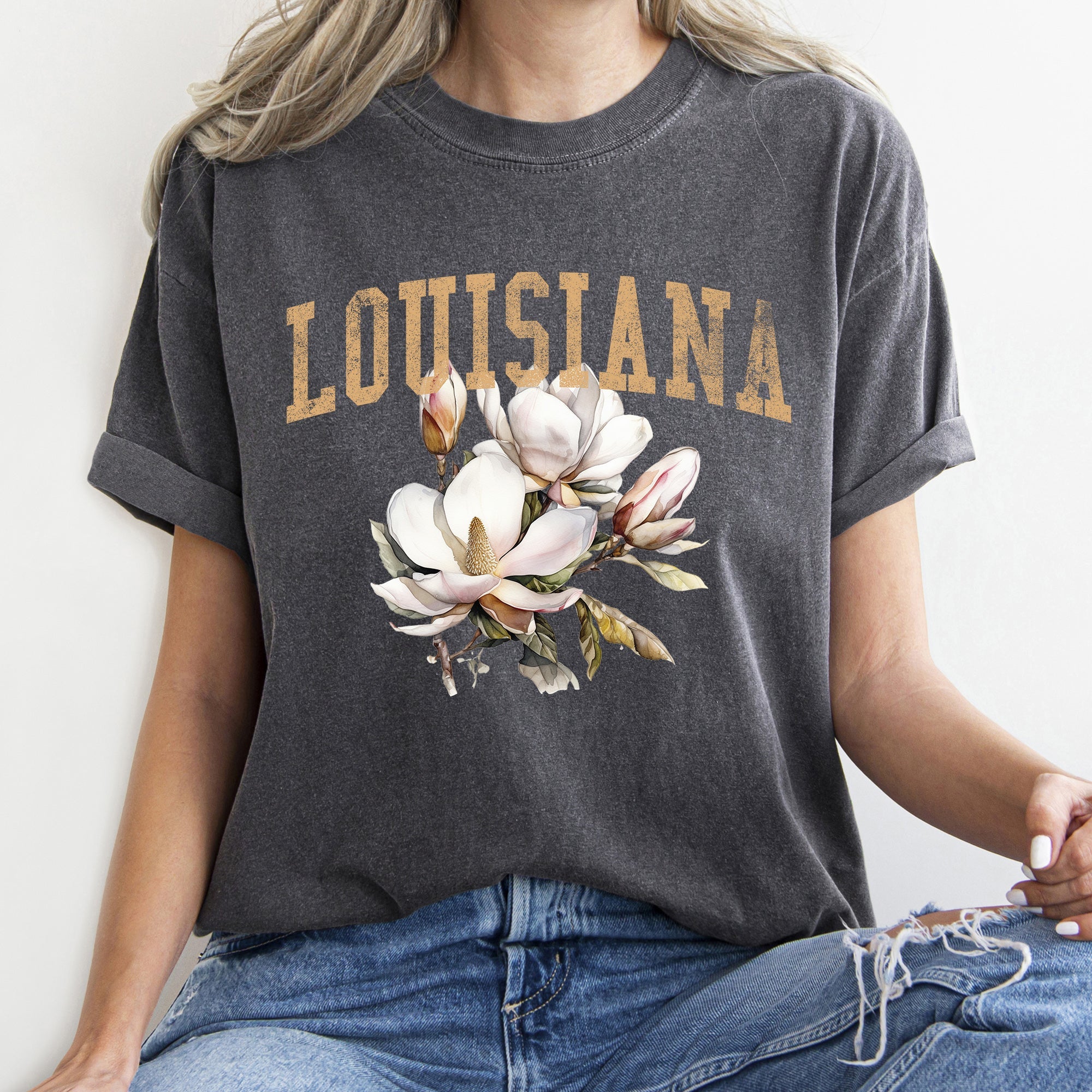 Louisiana State Flower Vintage Script Design For State Pride Lovers Comfort Colors Tee