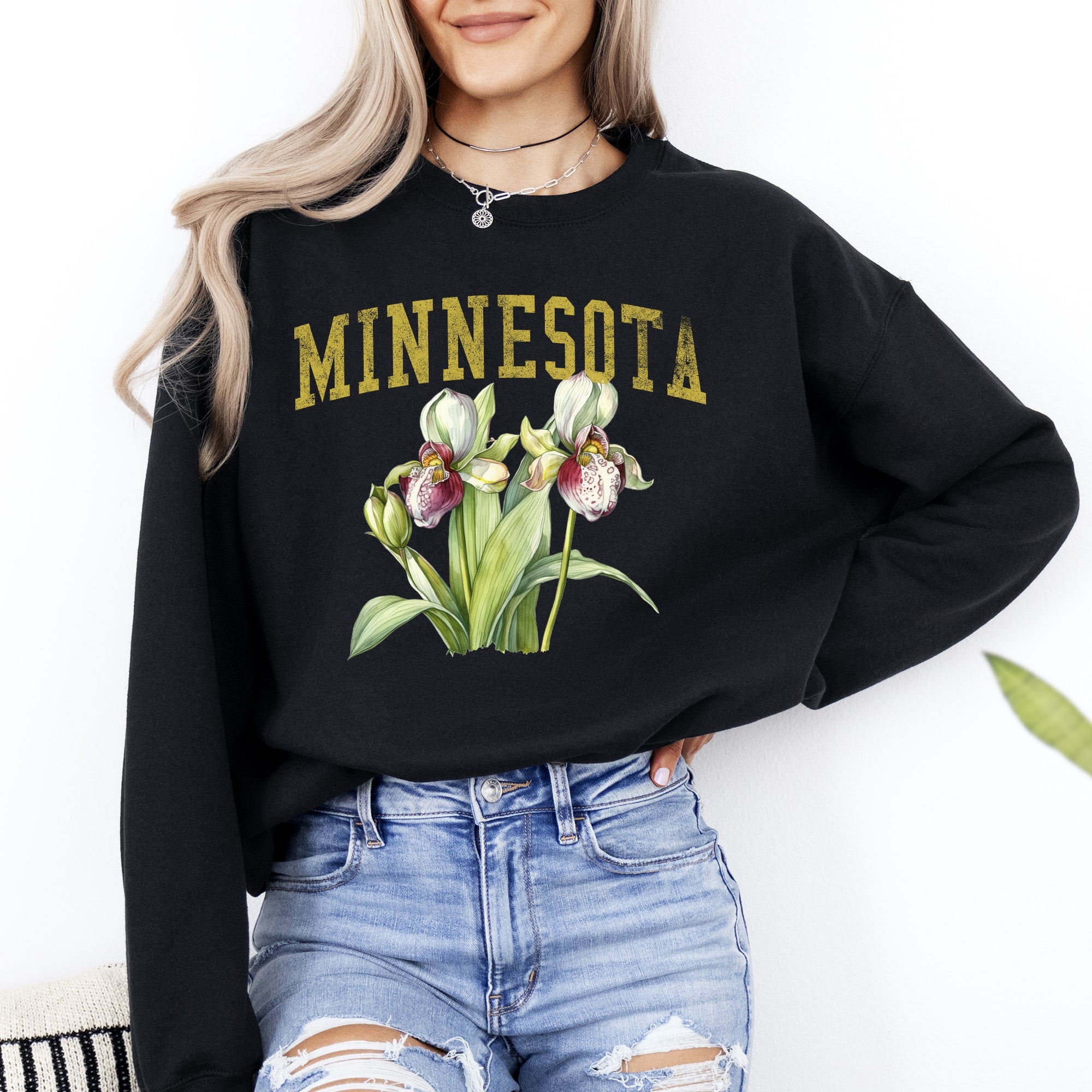 Minnesota State Flower Botanical Illustration Emblem Artwork For State Lovers Sweatshirt