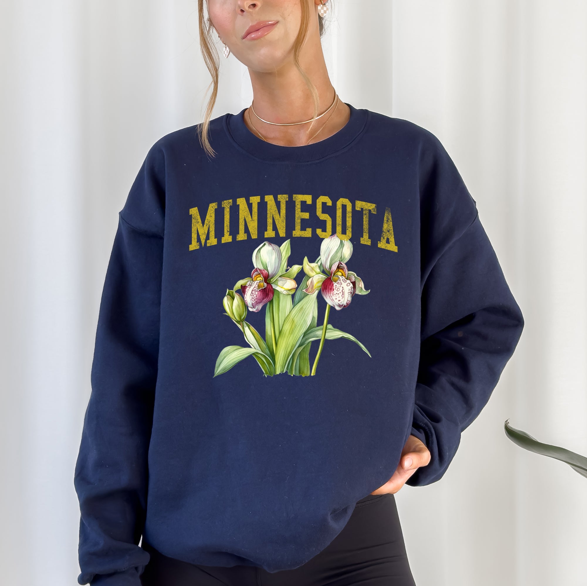 Minnesota State Flower Botanical Illustration Emblem Artwork For State Lovers Sweatshirt