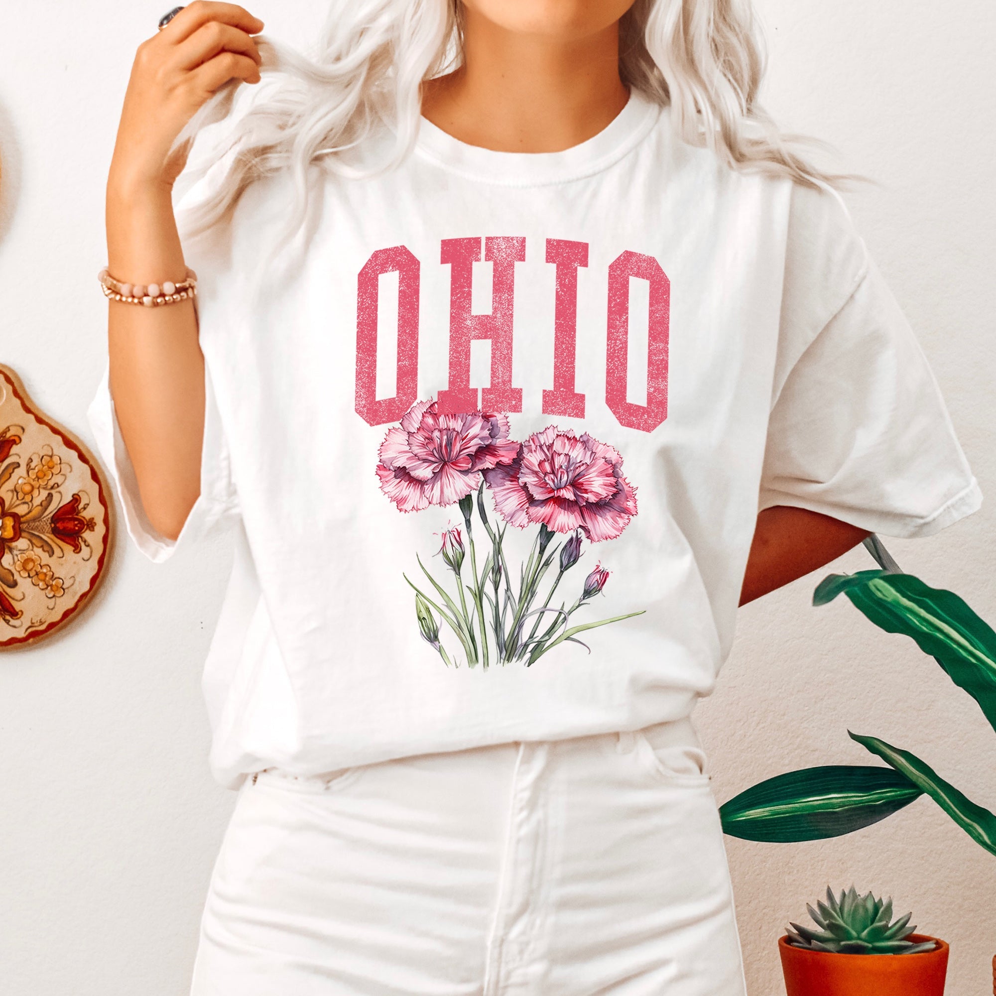 Ohio State Flower Vintage Floral Emblem Artwork With Classic Collegiate Appeal Comfort Colors Tee