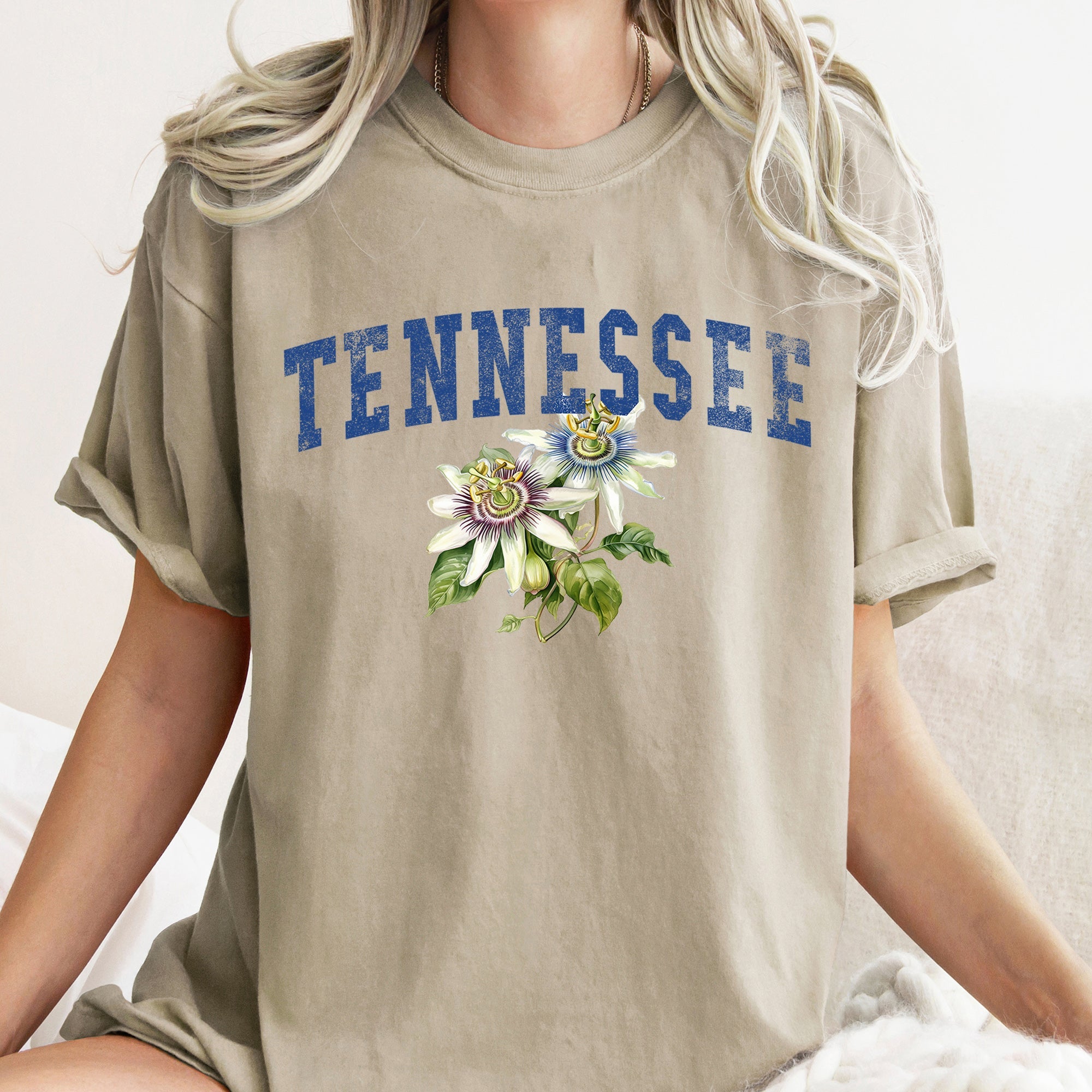 Tennessee State Flower Vintage Botanical Emblem Floral Design Comfort Colors Tee