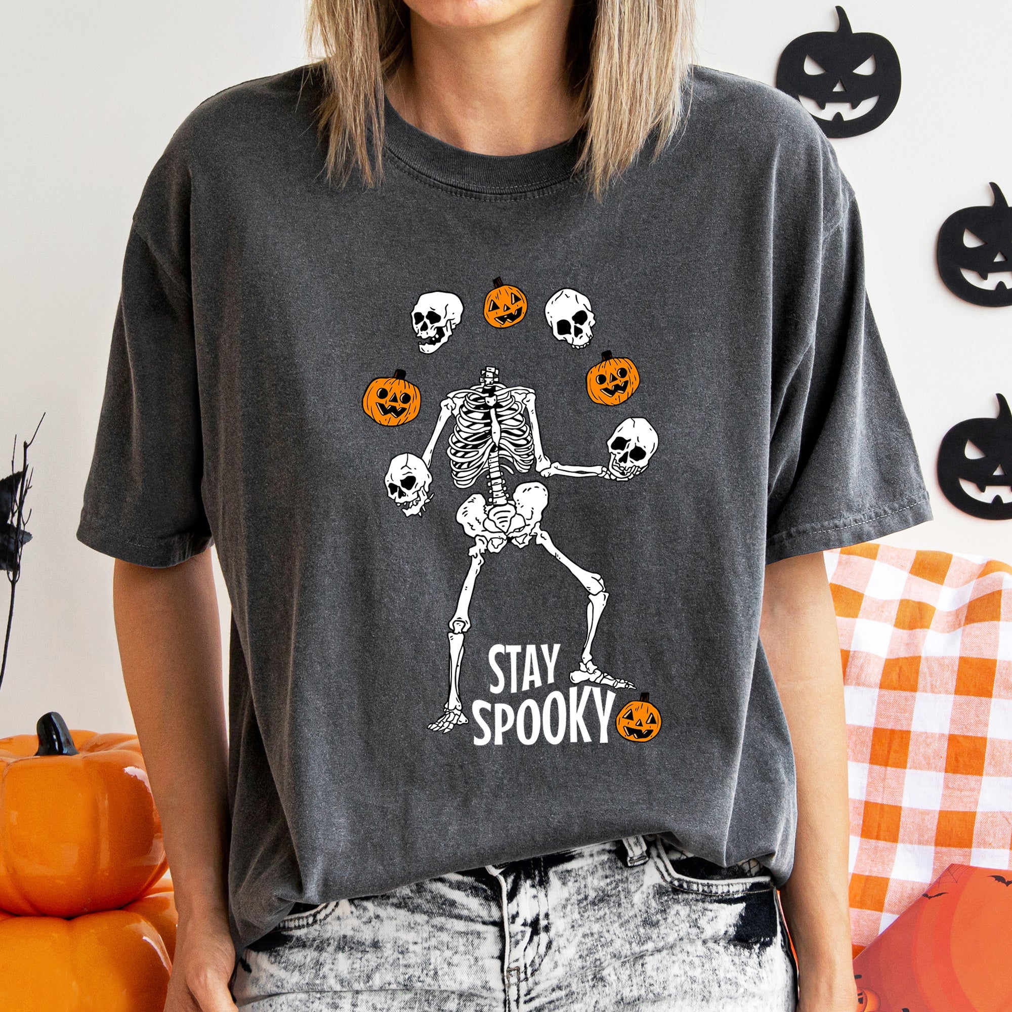 Stay Spooky Juggling Skeleton Retro Halloween Vintage Night Sky Illustration Comfort Colors Tee