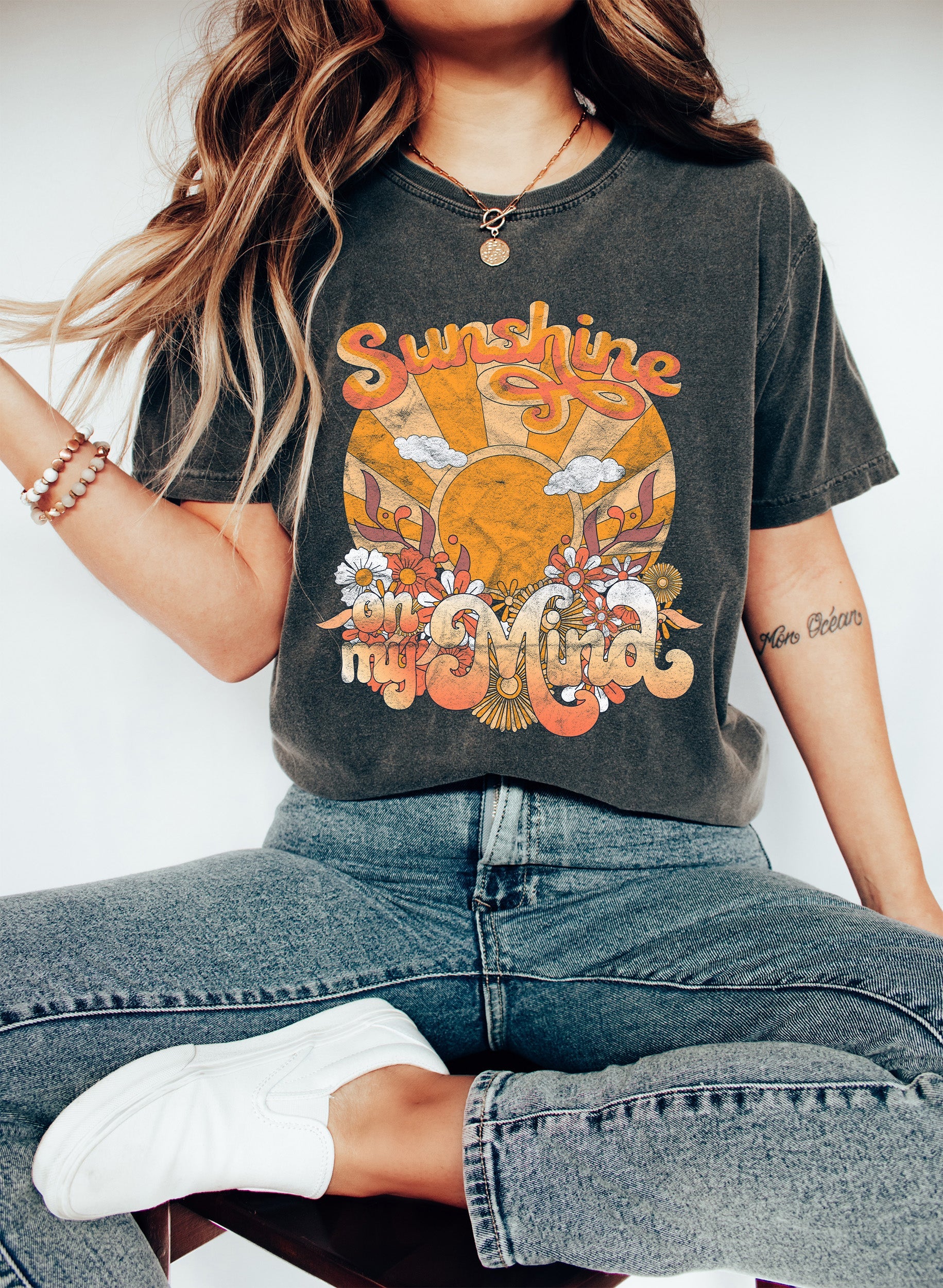 Sunshine On My Mind Floral Vintage Botanical Print for Happy Days and Warm Vibes Comfort Colors Tee