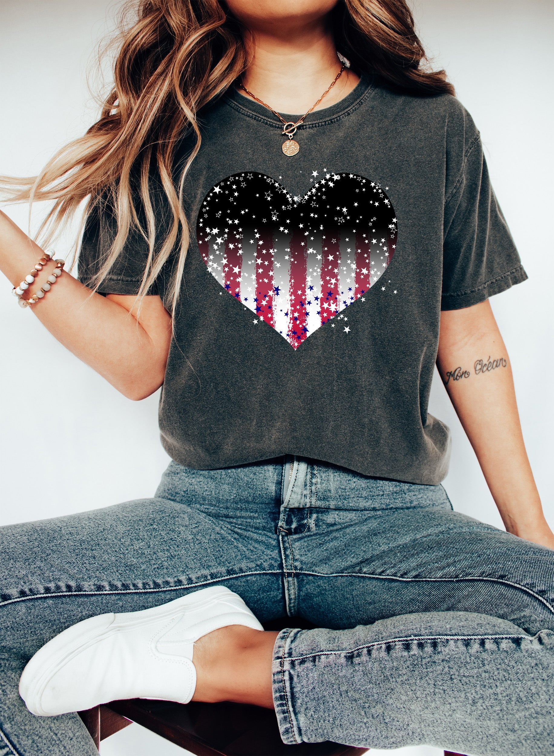 Heart With American Flag And Stars Patriotic Heart Emblem Symbol Comfort Colors Tee