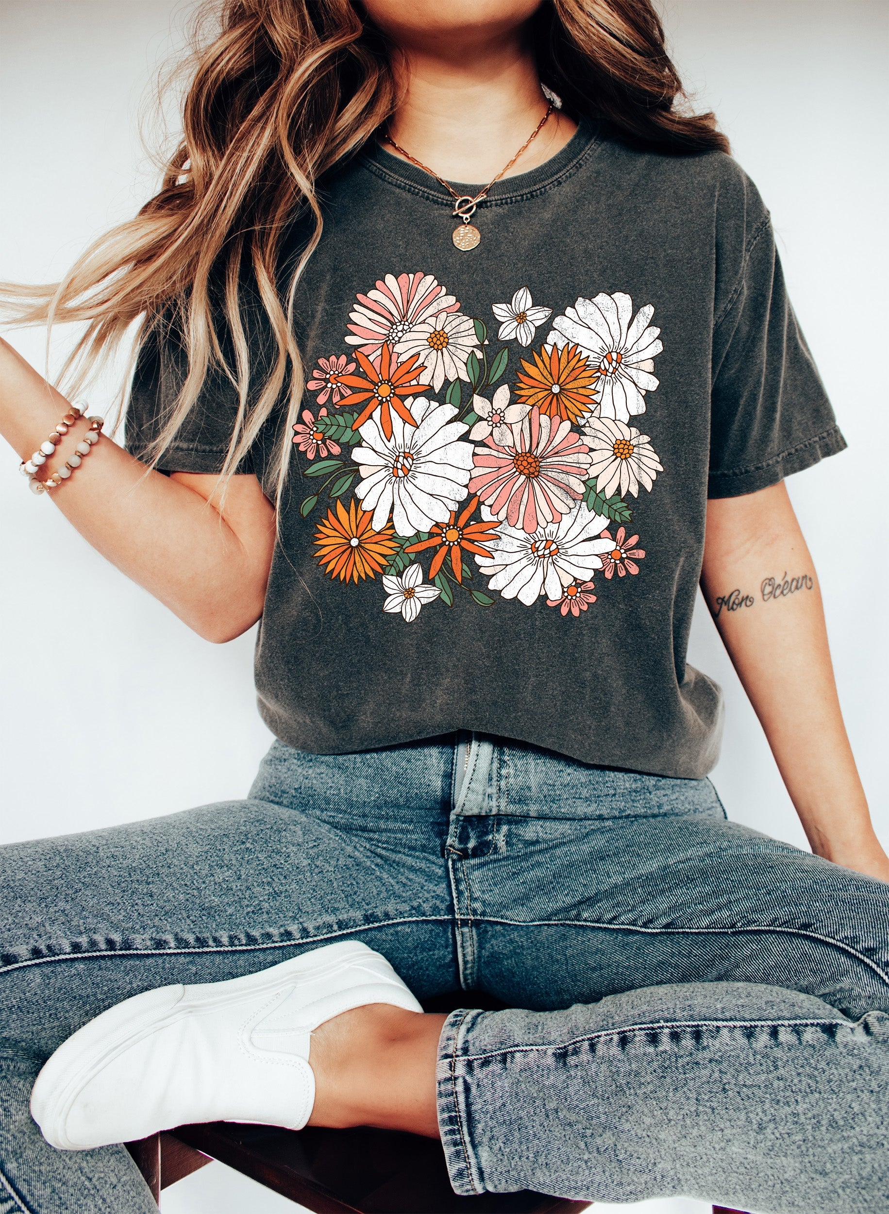 Boho Chic Wildflower Floral Nature Inspired Garden Print Vintage Edition Comfort Colors Tee