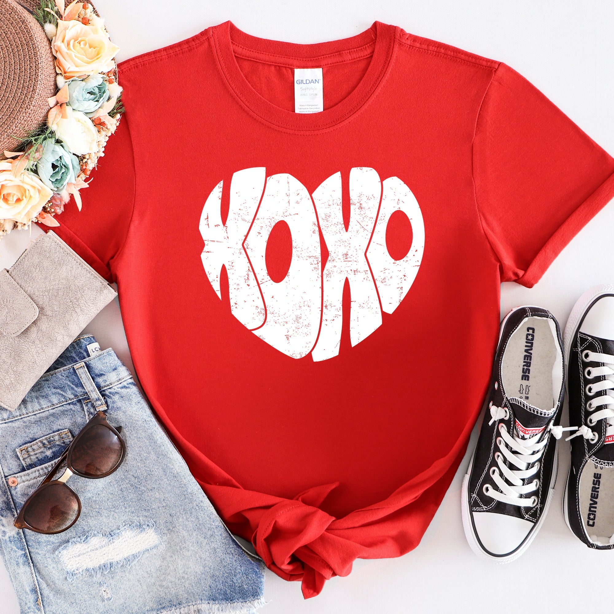 Limited Retro XOXO Heart Vintage Valentine's Day Edition Ultra Soft Classic Graphic Tee