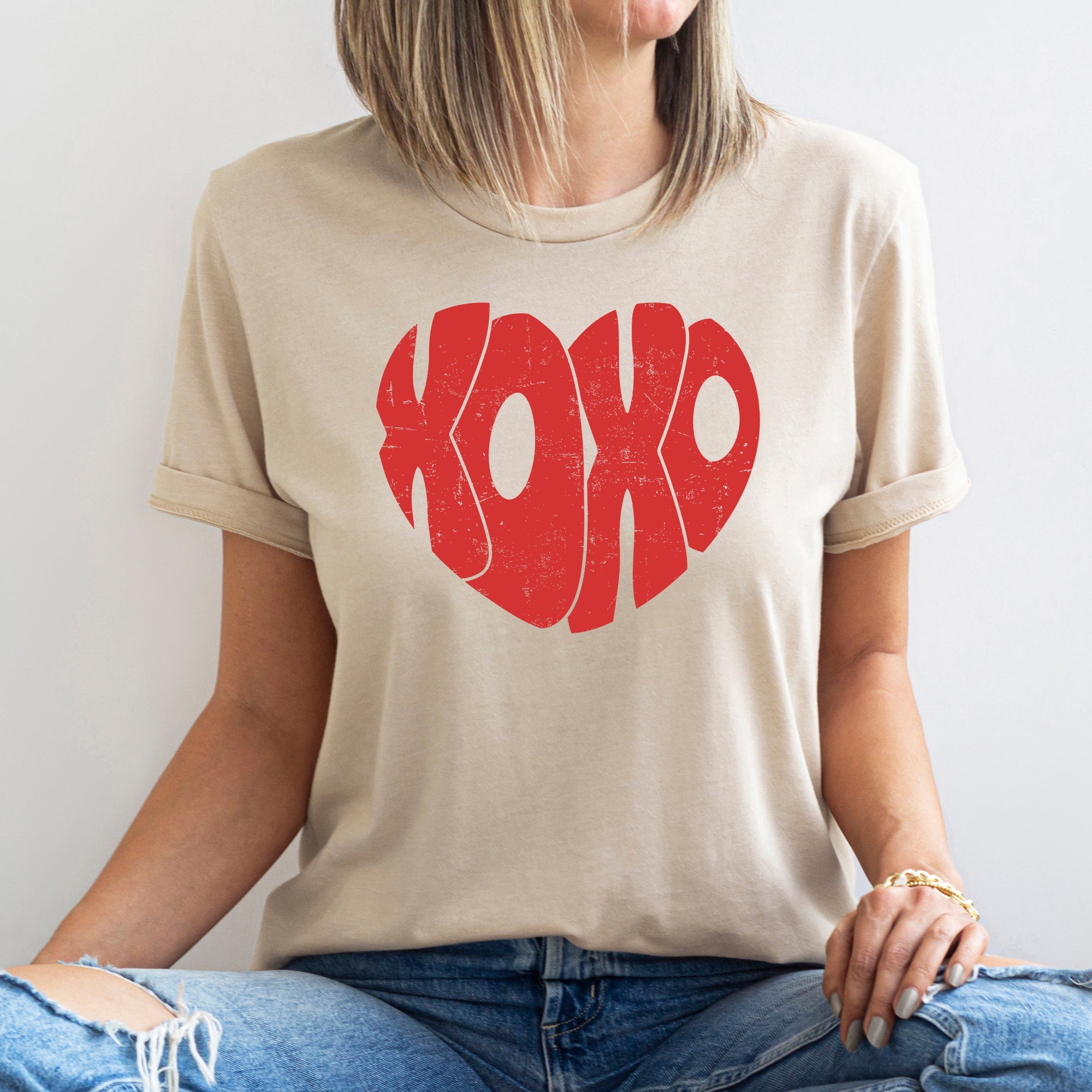 Limited Retro XOXO Heart Vintage Valentine's Day Edition Ultra Soft Classic Graphic Tee